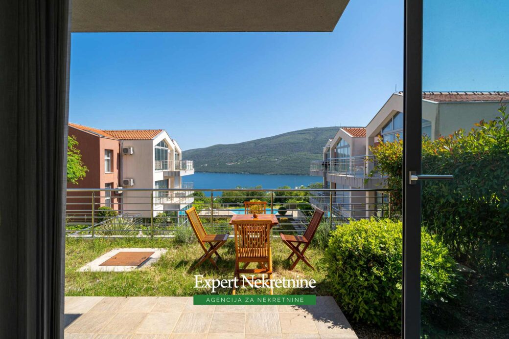 Two bedroom apartment for sale in Herceg Novi