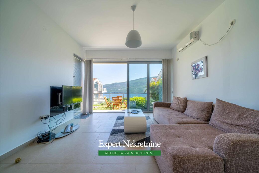 Two bedroom apartment for sale in Herceg Novi