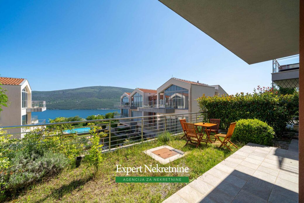 Two bedroom apartment for sale in Herceg Novi