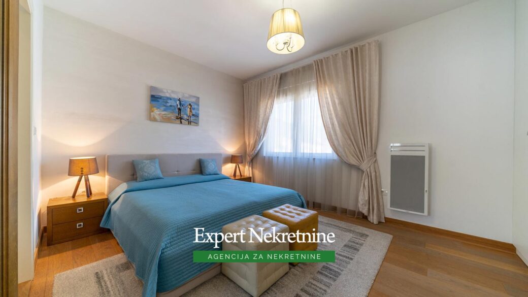 Prodaje se apartman u Budvi