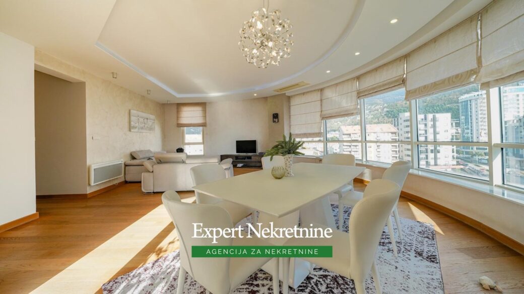 Prodaje se apartman u Budvi