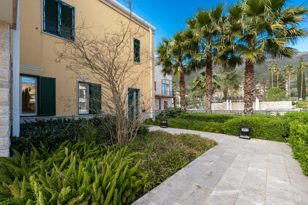 One-bedroom-apartment-for-sale-in-Porto-Novi (32)
