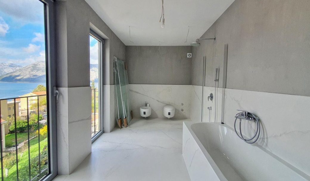 kotor-dobrota-penthouse-three bedroom-200-sqm-montenegro-for-sale-A-01942 (4)