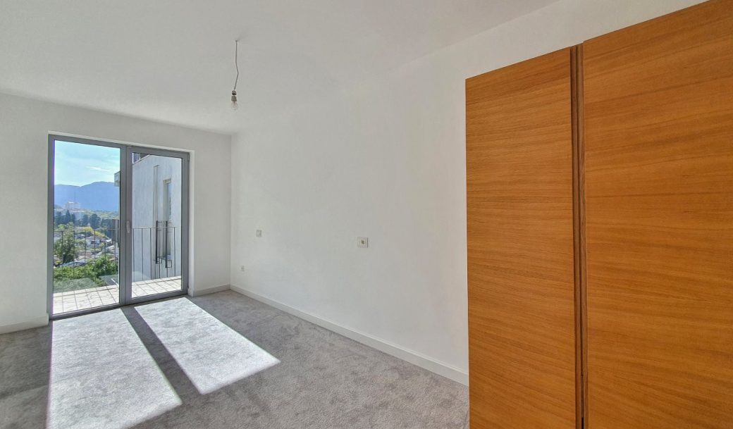 kotor-dobrota-penthouse-three bedroom-200-sqm-montenegro-for-sale-A-01942 (5)