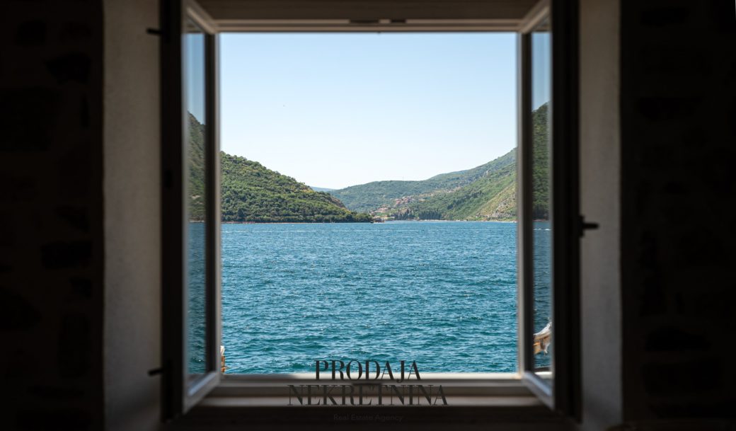 kotor-perast-villa-208-sqm-montenegro-for-sale-V-02548 (28)