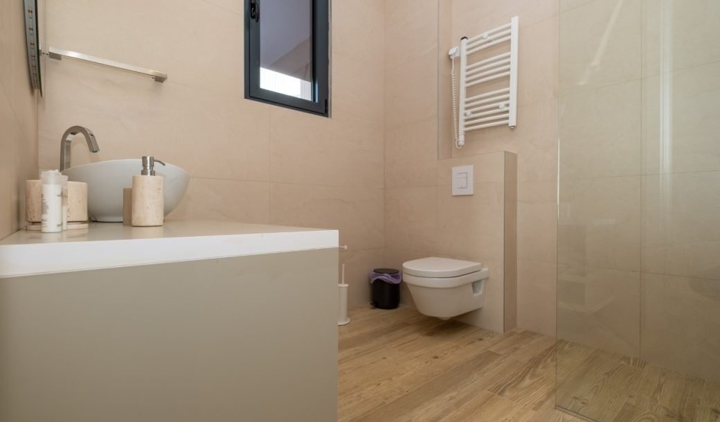 budva-skocidjevojka-villa-217-sqm-land-plot-462-sqm-montenegro-for-sale-V-02759 (20)