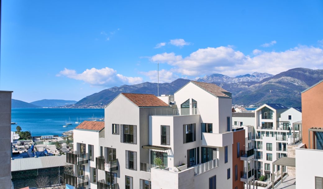 tivat-center-boka-place-apartment-102-sqm-montenegro-for-sale-A-02783 (14)
