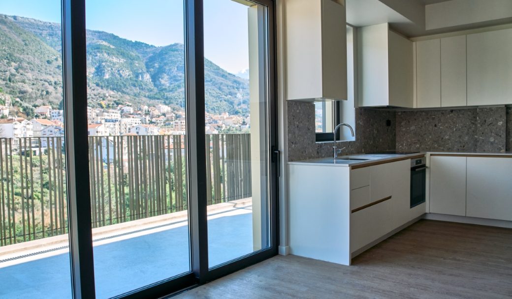 tivat-center-boka-place-apartment-102-sqm-montenegro-for-sale-A-02783 (20)