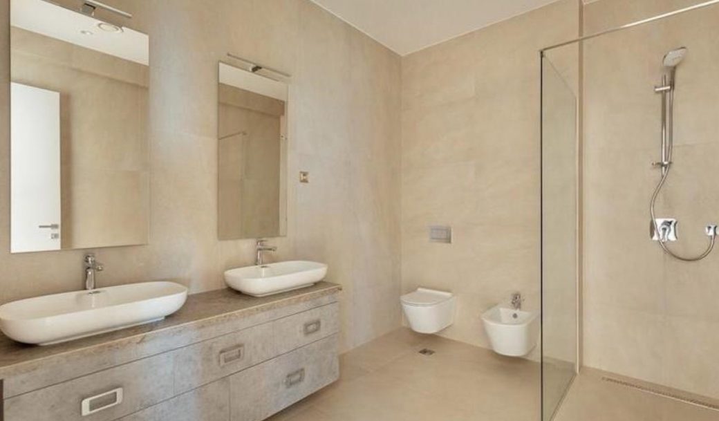 tivat-donja-lastva-villa-1400-sqm-land-plot-4200-sqm-montenegro-for-sale-V-02788 (25)