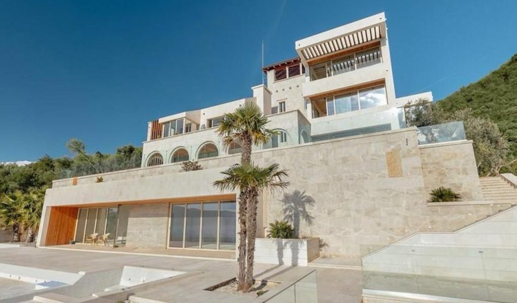 tivat-donja-lastva-villa-1400-sqm-land-plot-4200-sqm-montenegro-for-sale-V-02788 (3)