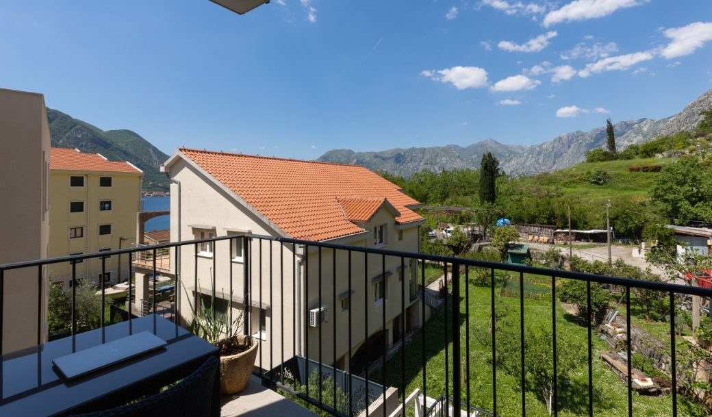 kotor-dobrota-apartment-one-bedroom-52-sqm-montenegro-for-sale-A-02808 (3)