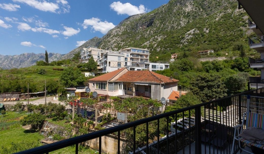 kotor-dobrota-apartment-one-bedroom-52-sqm-montenegro-for-sale-A-02808 (4)