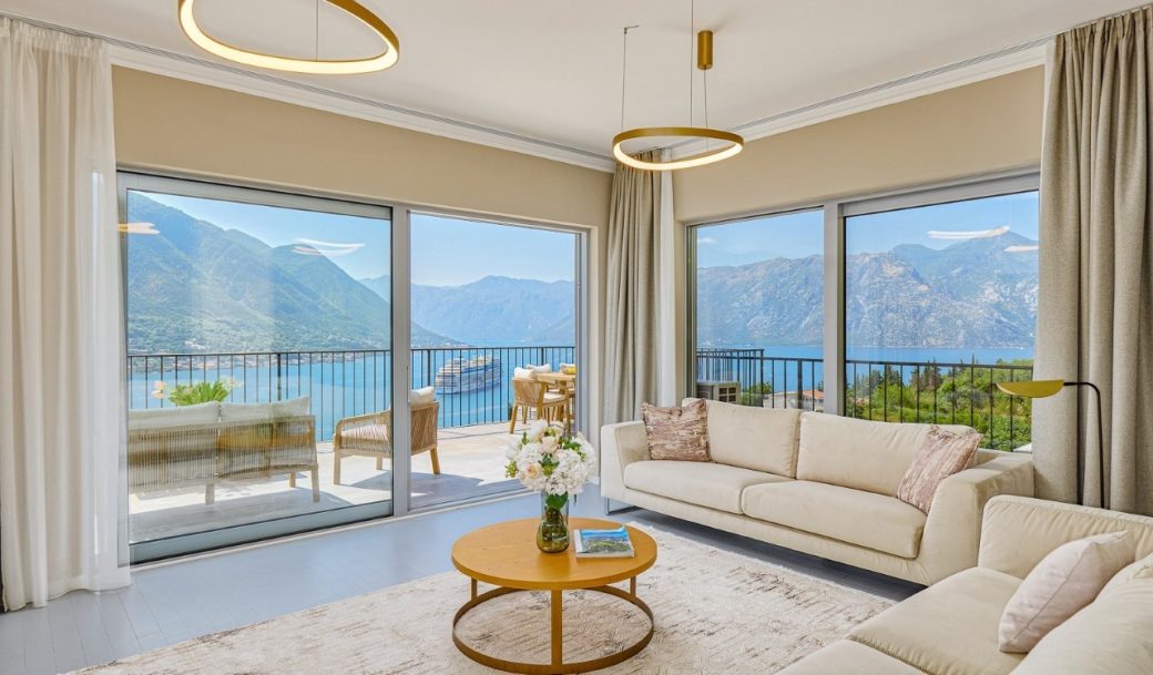 kotor-dobrota-apartment-three-bedroom-158-sqm-montenegro-for-sale-A-02830 (19)