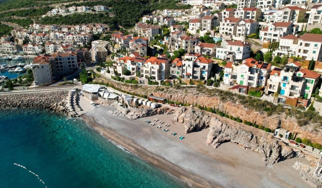 tivat-lustica-bay-apartment-three-bedroom-108-sqm-terrace-42-sqm-montenegro-for-sale-A-02823 (19)