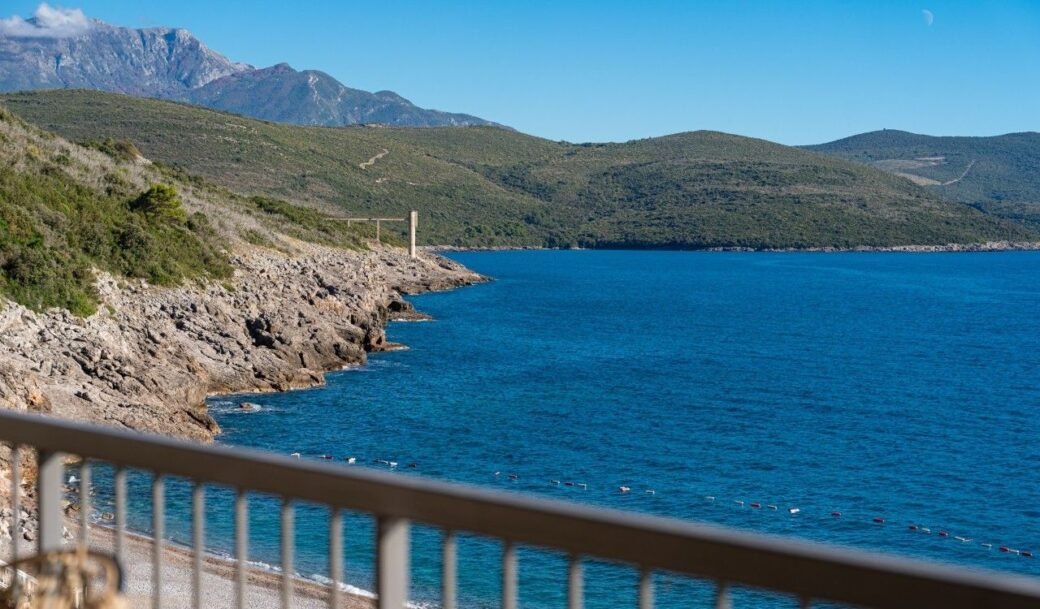 tivat-lustica-bay-apartment-three-bedroom-108-sqm-terrace-42-sqm-montenegro-for-sale-A-02823 (23)