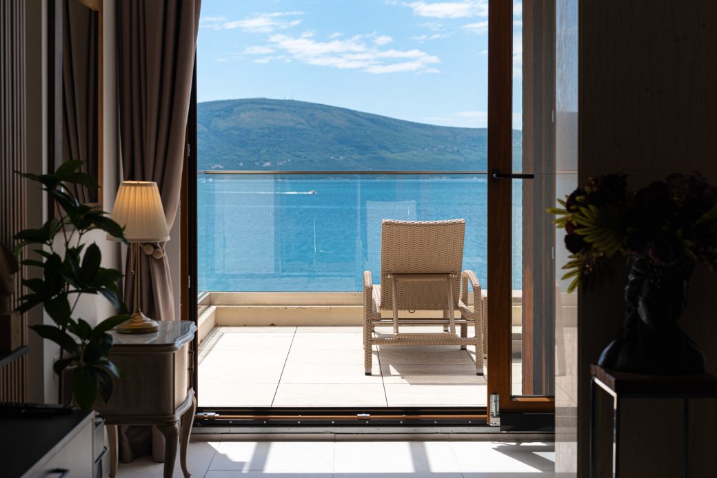 Dvosoban apartman Tivat01