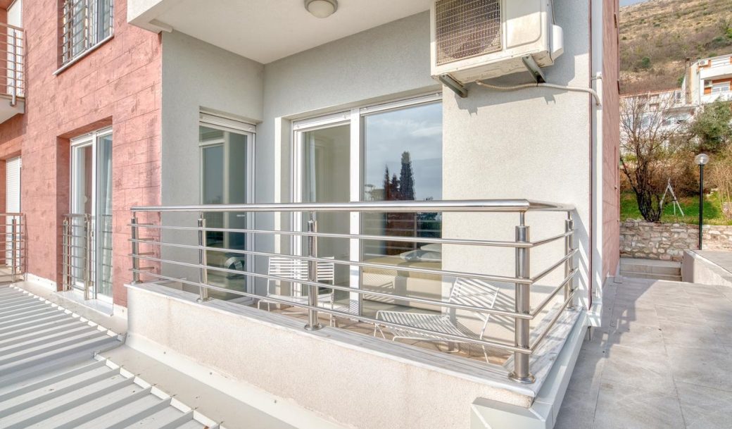 budva-petrovac-apartment-two-bedroom-60-sqm-terrace-25-sqm-montenegro-for-sale-A-02956 (23)