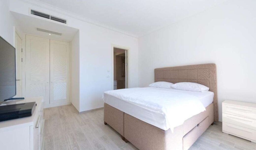 tivat-lustica-bay-apartment-two-bedroom-montenegro-for-sale-A-00079 (11)