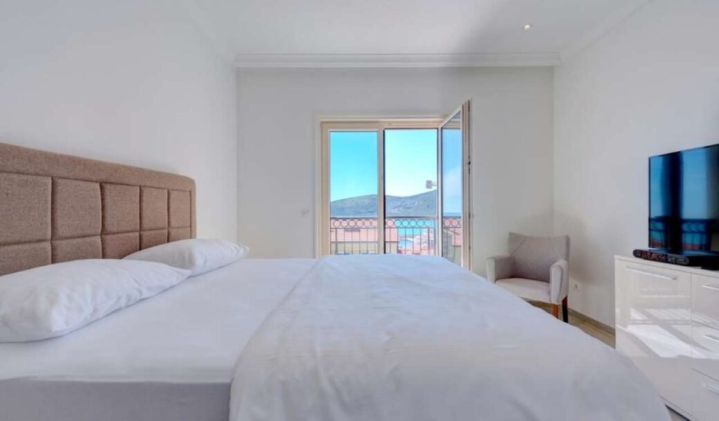 tivat-lustica-bay-apartment-two-bedroom-montenegro-for-sale-A-00079 (9)