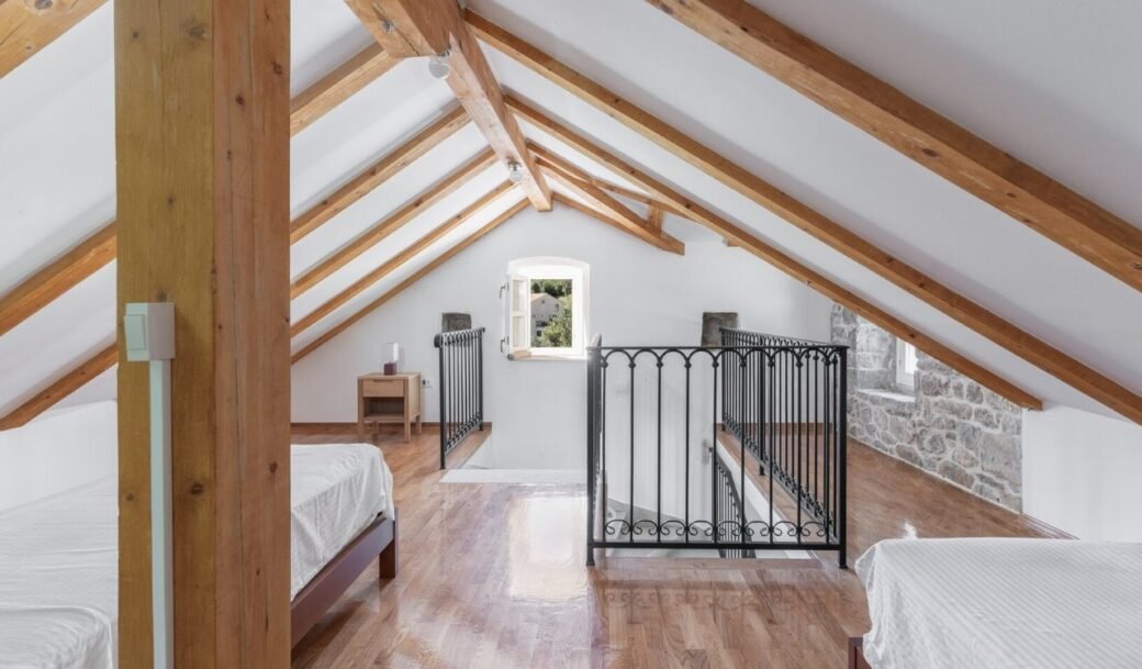 kotor-prcanj-houses-stone-800-sqm-land-plot-9000-sqm-montenegro-for-sale-H-03010 (8)