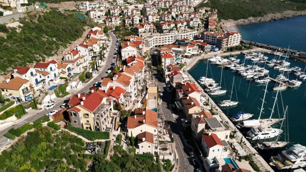 lustica-bay-complex-apartment-one-two-bed-room-71-sqm-113-sqm-montenegro-for-sale-A-03005 (3)