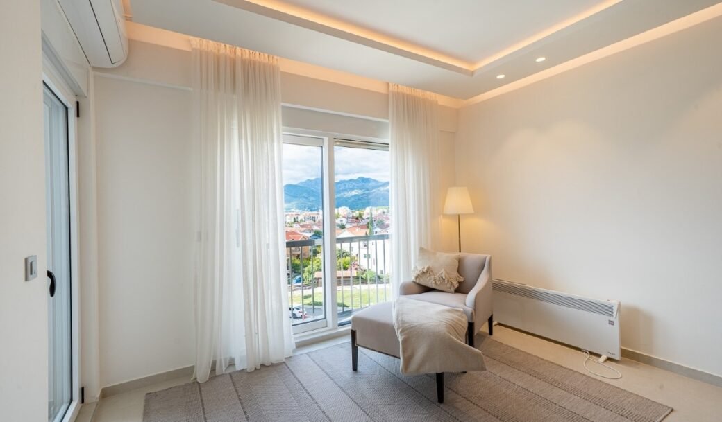 tivat-center-apartment-two-bedroom-122-sqm-montenegro-for-sale-A-03004 (6)