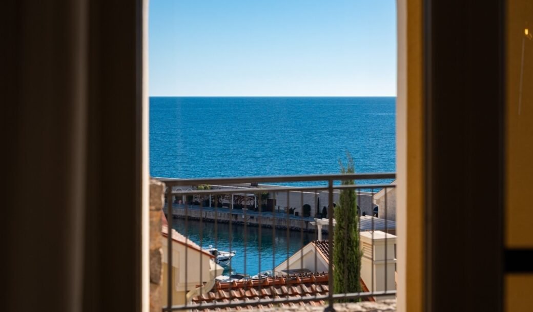 tivat-lustica-bay-apartament-two-bedroom-113-sqm-montenegro-for-sale-A-03005 (26)