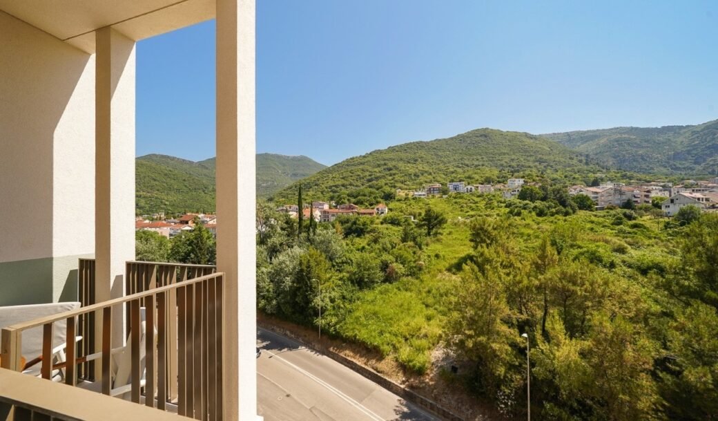 tivat-porto-montenegro-apartment-two-bedroom-91-sqm-montenegro-for-sale-A-03003 (9)