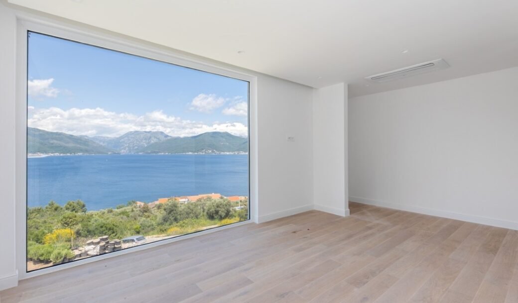 tivat-krasici-villa-328-sqm-land-plot-680-sqm-montenegro-for-sale-V-02977 (40)