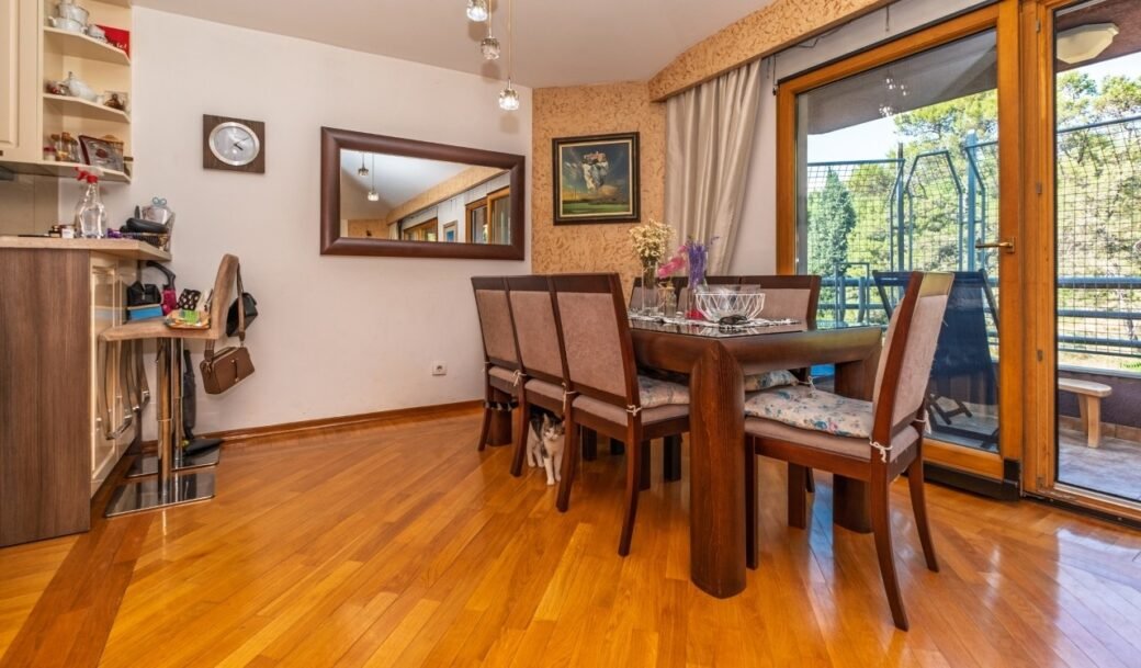 podgorica-centar-apartment-three-bedroom-136-sqm-montenegro-for-sale-A-02938 (20)