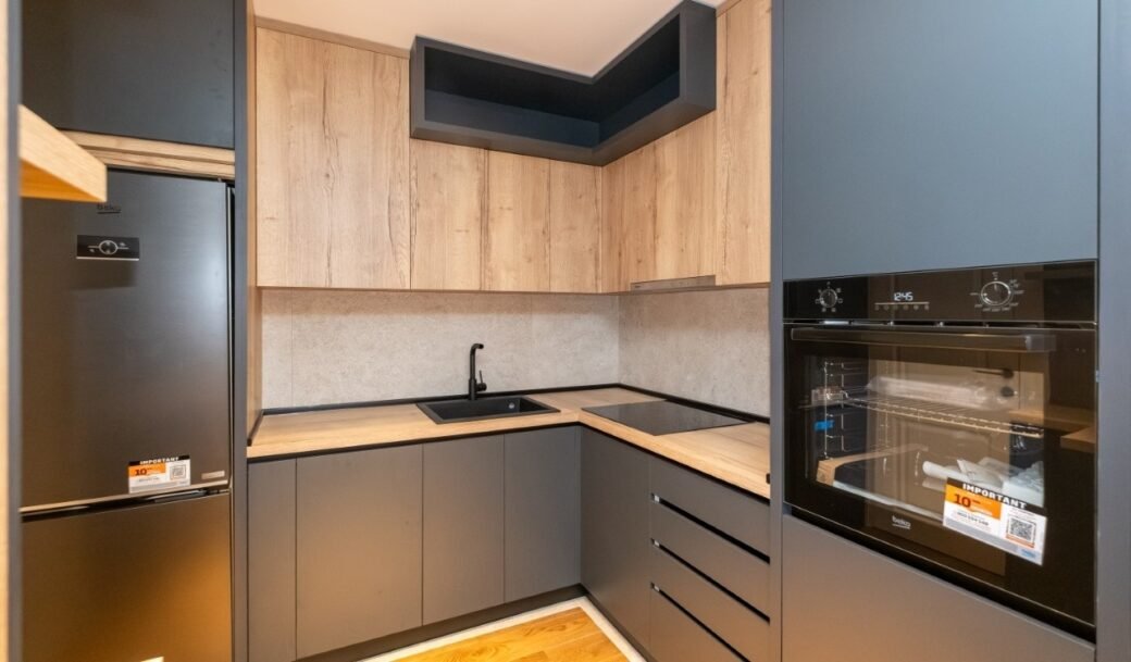 podgorica-preko-morace-apartment-penthouse-three-bedroom-163-sqm-montenegro-for-rent-A-03000 (4)