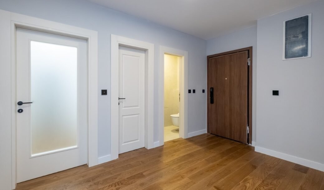 podgorica-preko-morace-apartment-penthouse-three-bedroom-163-sqm-montenegro-for-rent-A-03000 (5)