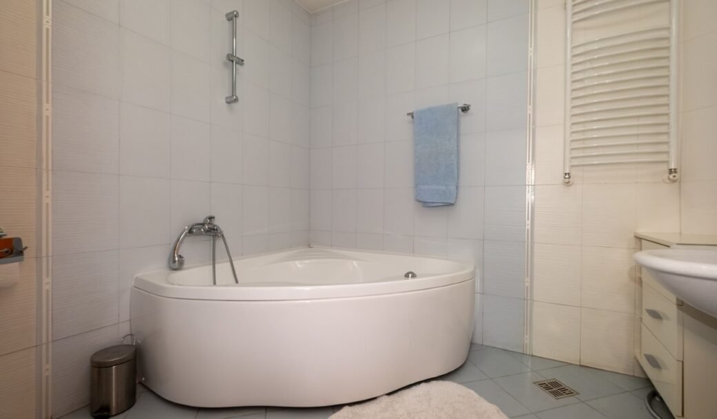 podgorica-preko-morace-apartment-three-bedroom-140-sqm-montenegro-for-sale-A-03047 (17)