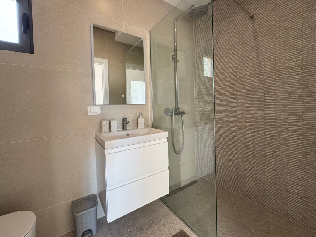 tivat-brdasevo-apartment-two-bedroom-76-sqm-montenegro-for-sale-A-03061 (15)