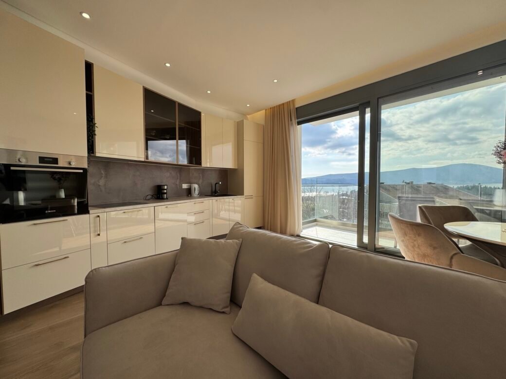 tivat-brdasevo-apartment-two-bedroom-76-sqm-montenegro-for-sale-A-03061 (24)