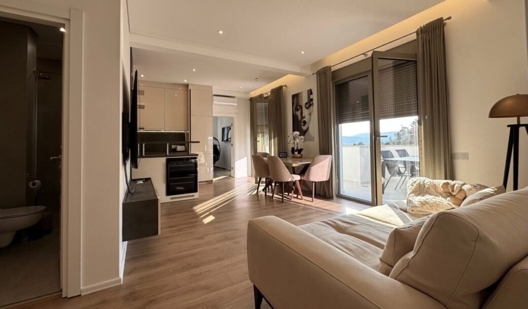 tivat-brdasevo-apartment-two-bedroom-90-sqm-montenegro-for-sale-A-03062 (11)