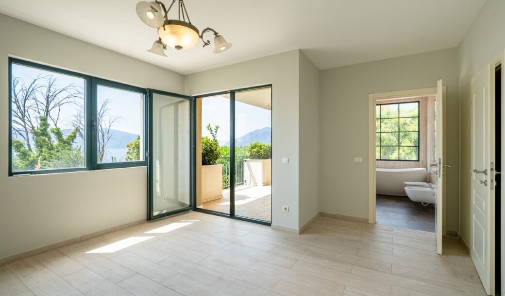 tivat-donja-lastva-villa-three-bedroom-240-sqm-montenegro-for-sale-V-03085 (14)