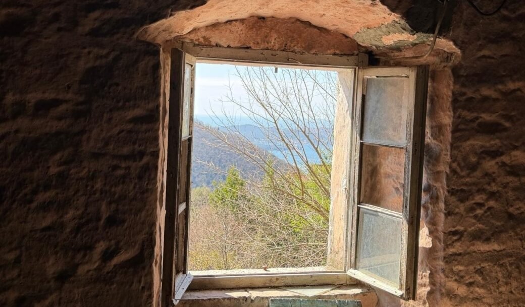 tivat-gornja-lastva-house-103-sqm-land-plot-347-sqm-montenegro-for-sale-H-03111 (4)