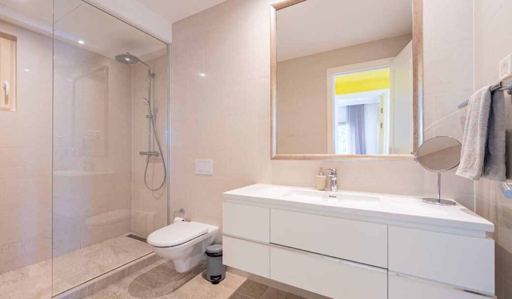 tivat-lustica-bay-apartament-114-sqm-montenegro-for-sale-A-03146 (2)