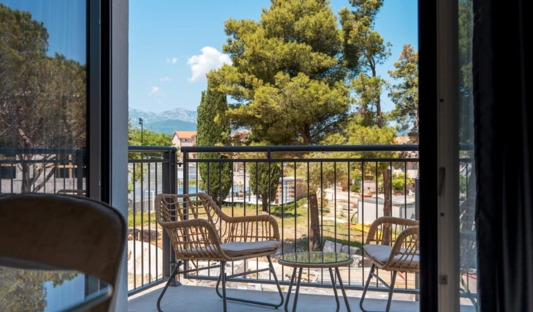 tivat-lustica-bay-apartment-42-sqm-montenegro-for-sale-A-03155 (3)