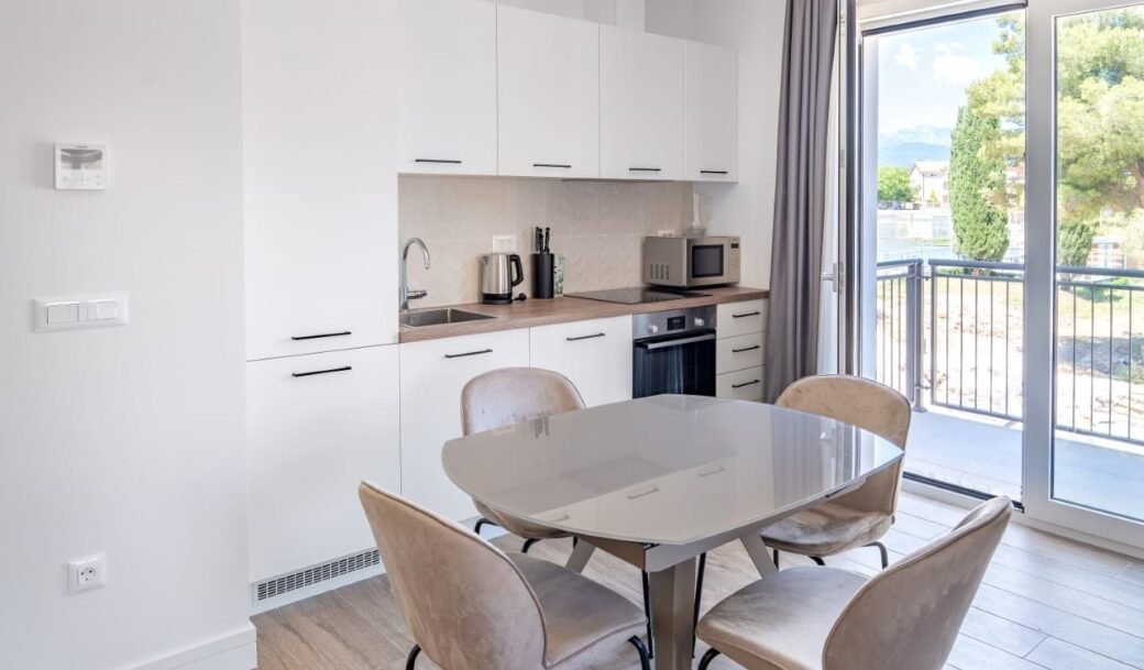 tivat-lustica-bay-apartment-42-sqm-montenegro-for-sale-A-03155 (7)
