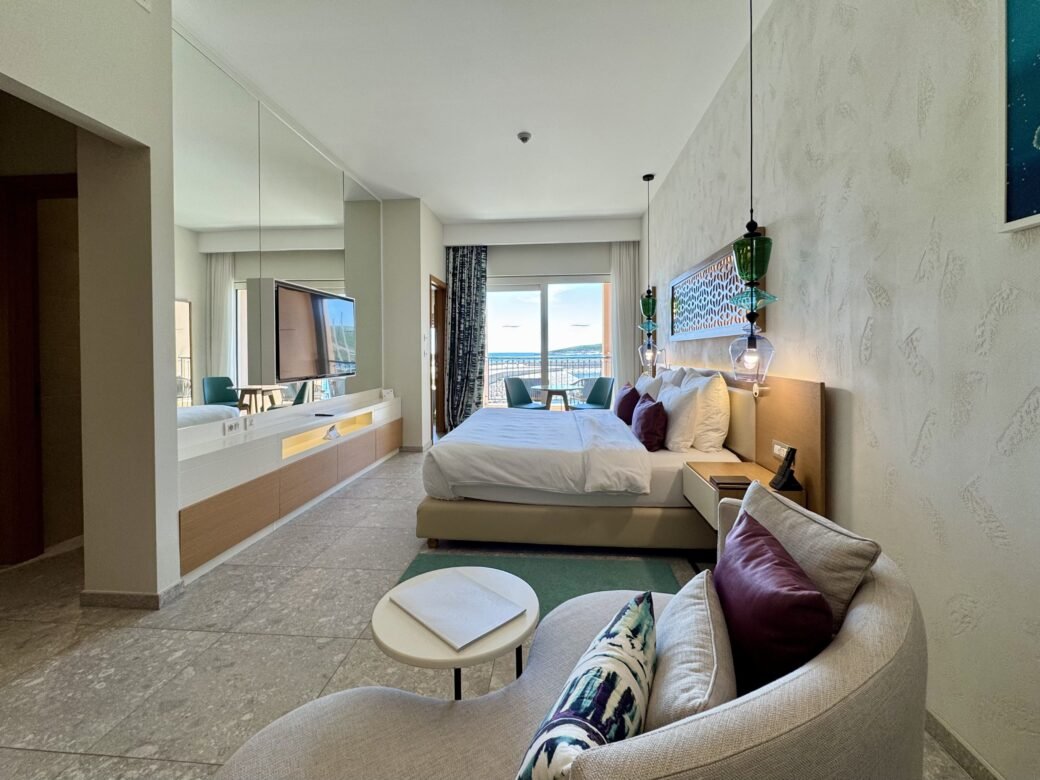 tivat-lustica-bay-apartment-the-chedi-hotel-montenegro-for-sale-A-03154 (1)