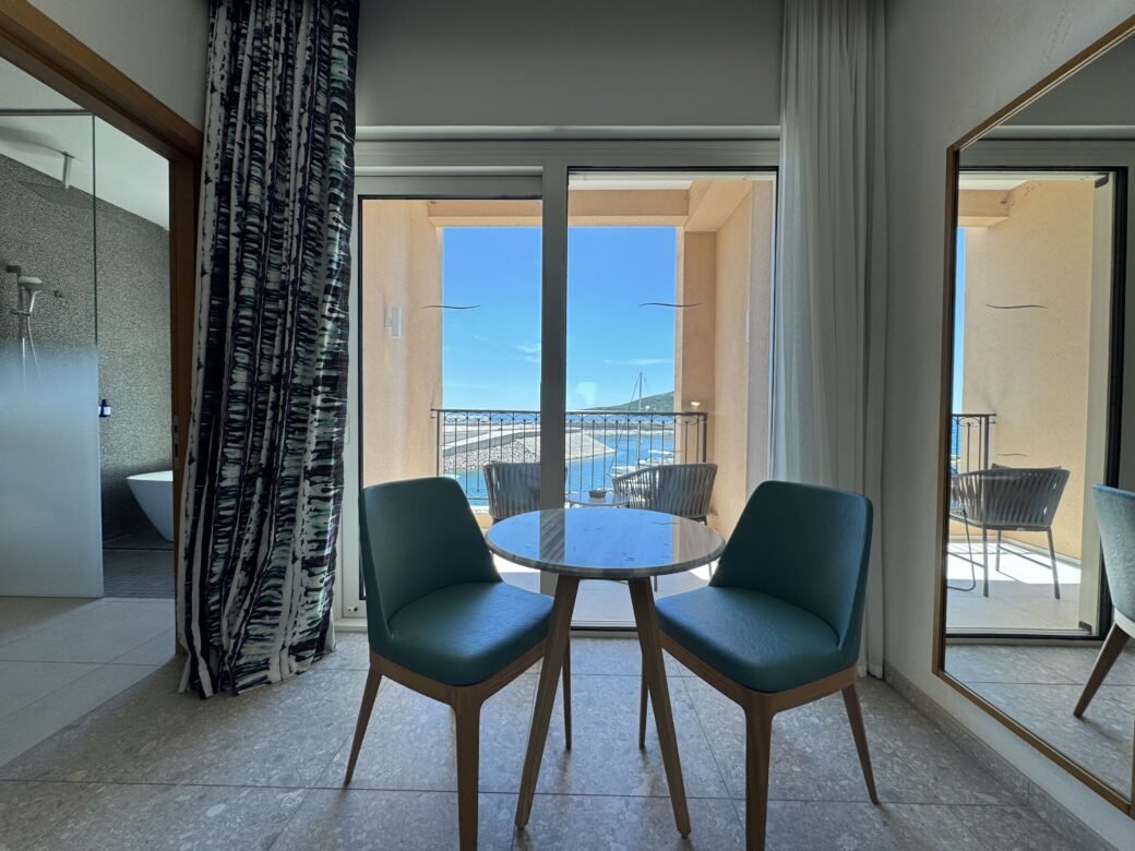 tivat-lustica-bay-apartment-the-chedi-hotel-montenegro-for-sale-A-03154 (10)
