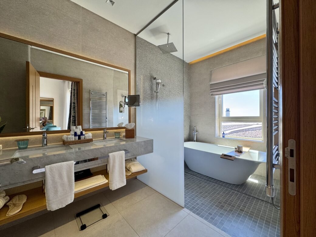 tivat-lustica-bay-apartment-the-chedi-hotel-montenegro-for-sale-A-03154 (11)