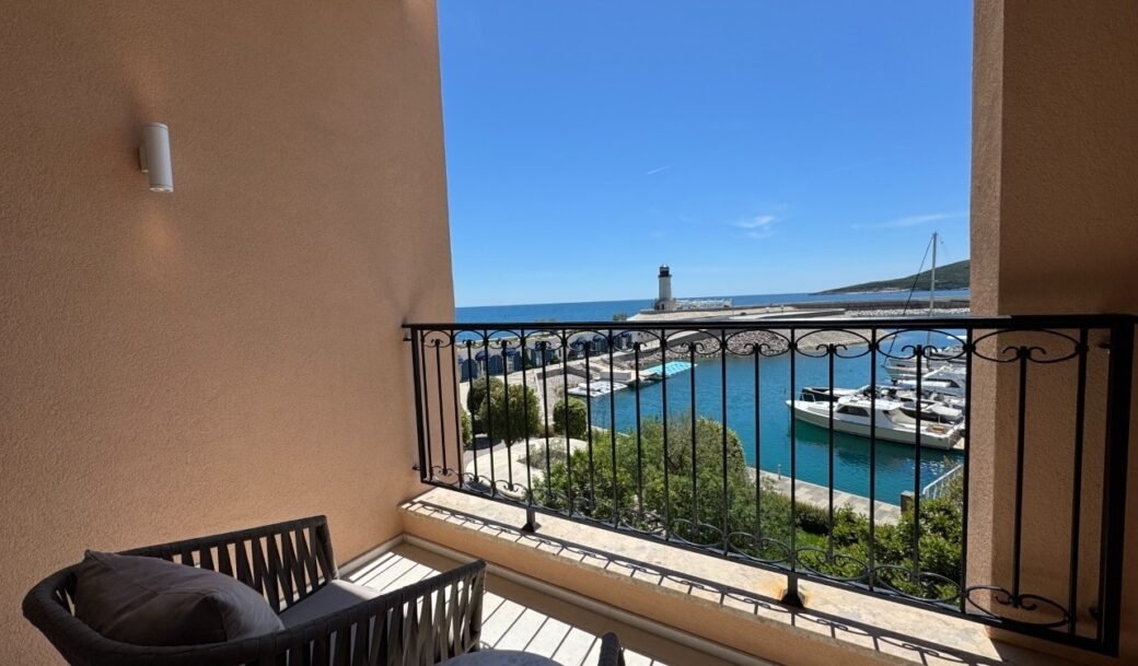 tivat-lustica-bay-apartment-the-chedi-hotel-montenegro-for-sale-A-03154 (13)