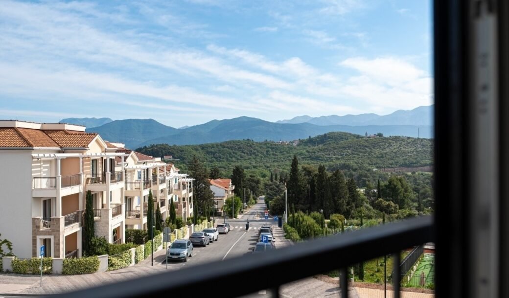 tivat-lustica-bay-centrale-apartment-two-bedroom-94-sqm-montenegro-for-sale-A-03150 (22)
