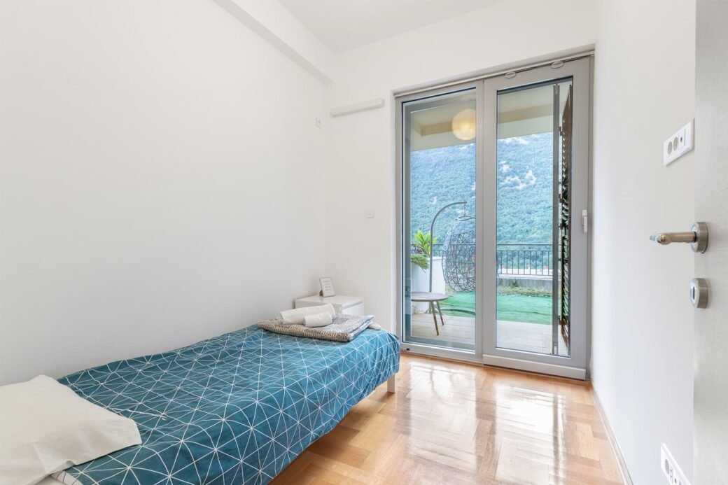 Three-bedroom apartment for sale in Lavender Bay, Morinj_12