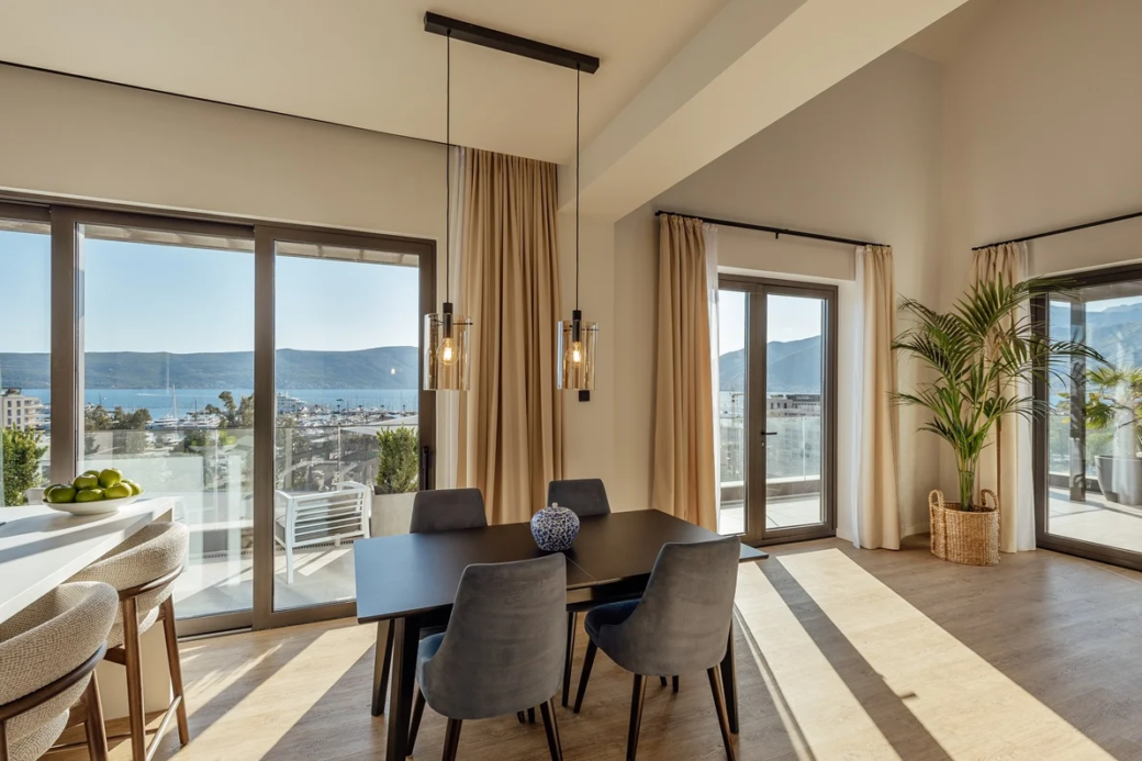 luxury-duplex-penthouse-porto-montenegro-sea-view-16