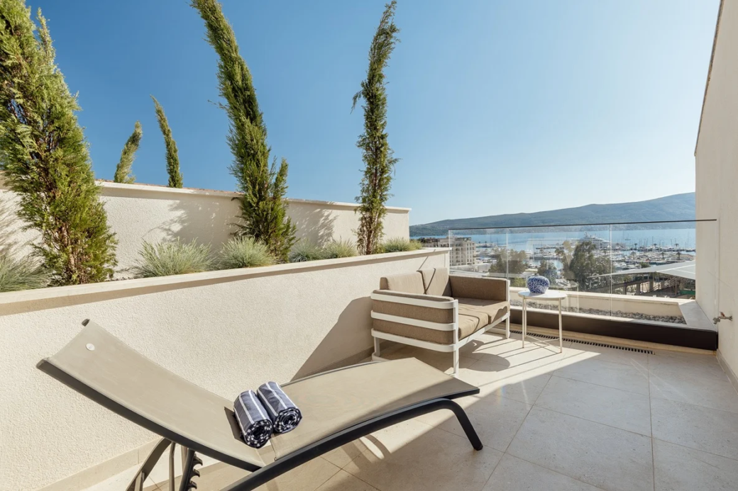 luxury-duplex-penthouse-porto-montenegro-sea-view-3