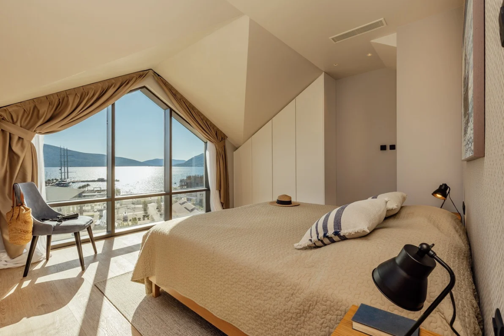 luxury-duplex-penthouse-porto-montenegro-sea-view-5